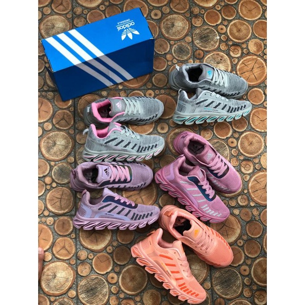 SEPATU SENAM WANITA ADIDAS RUN SPRING GRADE ORIGINAL FREE KAOS KAKI