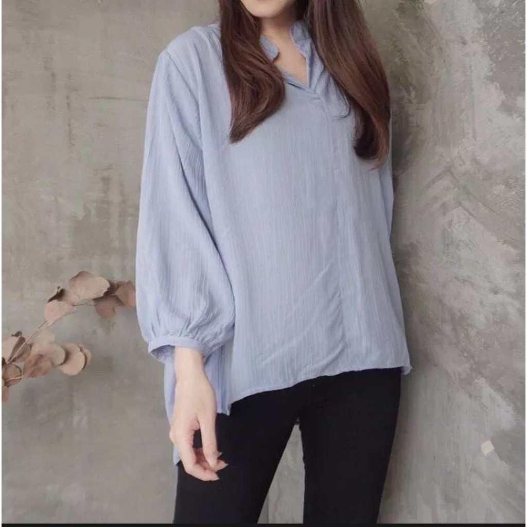 Naomi Blouse Crinkle | Atasan Crinkle Premium | Atasan Wanita Terbaru | Kemeja Oversize Wanita | Basic Top Blouse | Atasan Wanita | Kemeja Blouse | Kemeja Polos | Crinkle Blouse