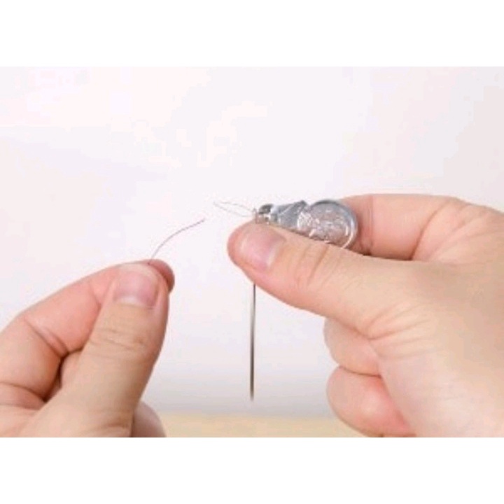 Needle Threader Alat Penyisip Benang Jarum Tangan / Mata Nenek Jepang Aluminium