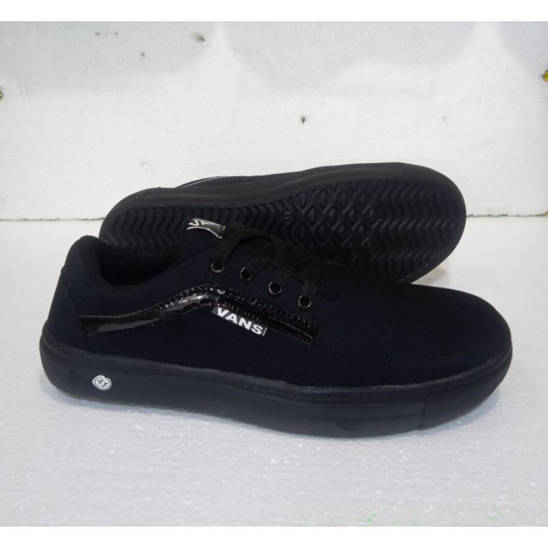 Sepatu sekolah cewek cowok sepatu vans Hitam Polos Tali