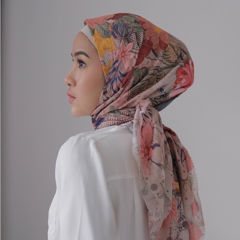 Blossom Scarf by Gonegani