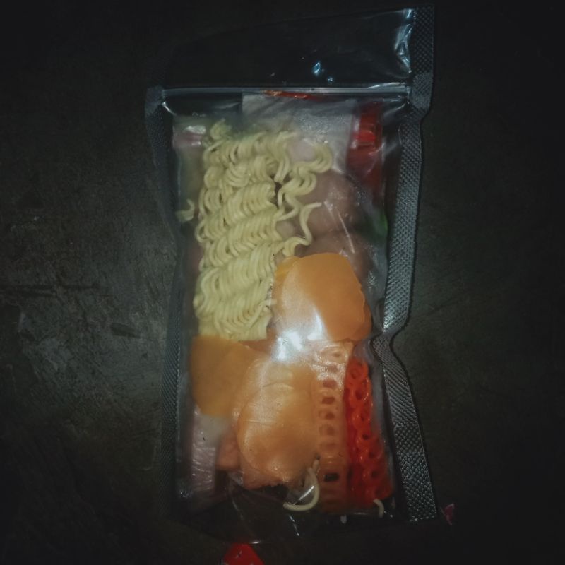 

seblak instan kembar