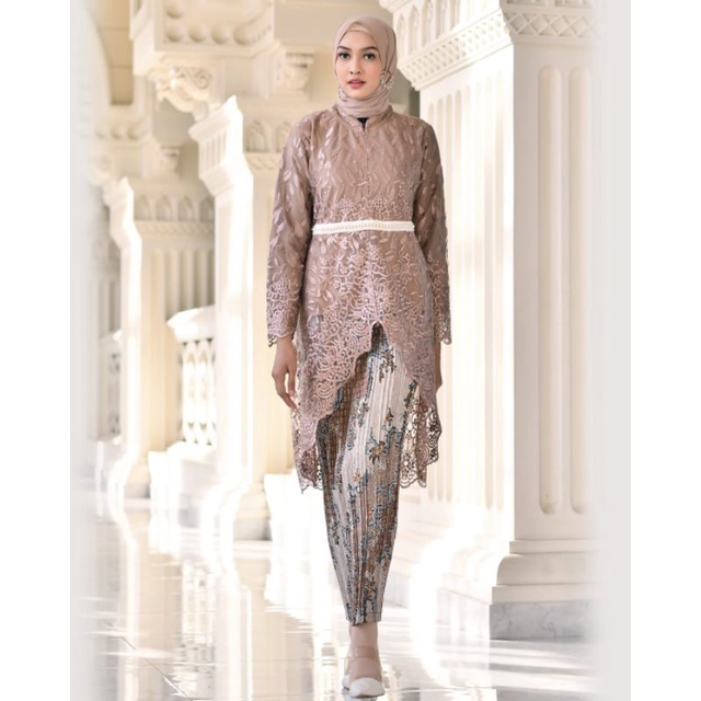 TUNIK KEBAYA LESTI KEJORA KOMBINASI PAYET MUTIARA MODERN TERBARU| SET KEBAYA PESTA| KEBAYA KONDANGAN| KEBAYA BROKAT| KEBAYA| KEBAYA TILE| SET KEBAYA WISUDA| STELAN KEBAYA WANITA