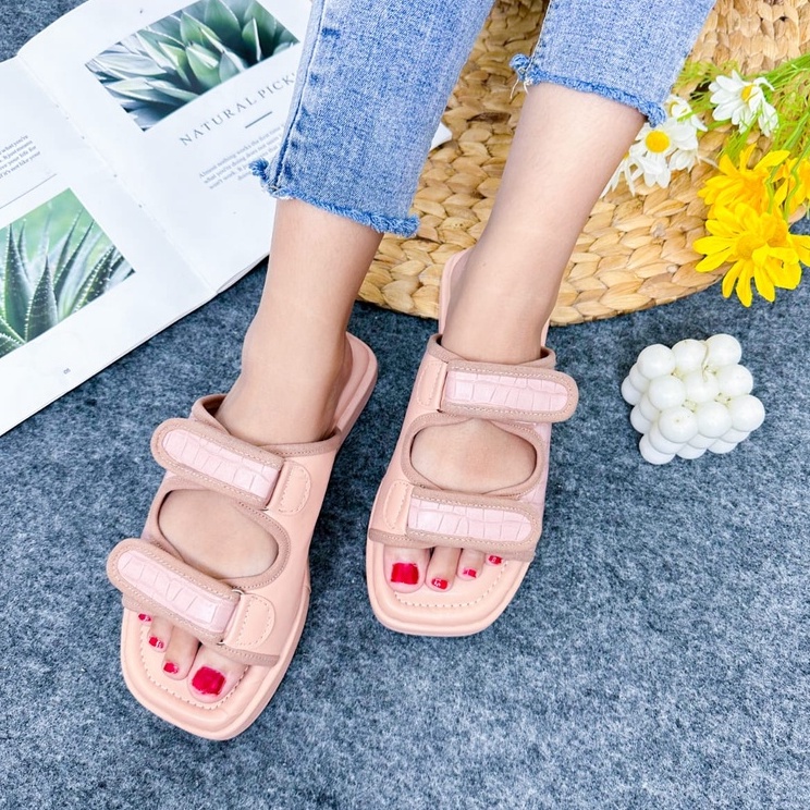 QZ - Keira Sandal Wanita Velcro Korean Look AP 04