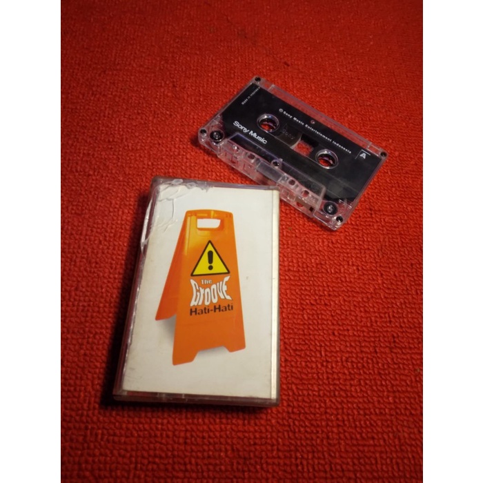 The Groove - Hati Hati (kaset pita)