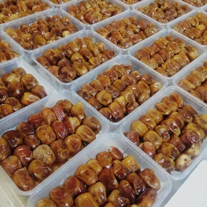 

↷ Kurma Sukari Premium 500gram Kualitas Super | Kurma Ruthob Basah 500 gr | Kurma Raja Sukkari Lembut Murah げ