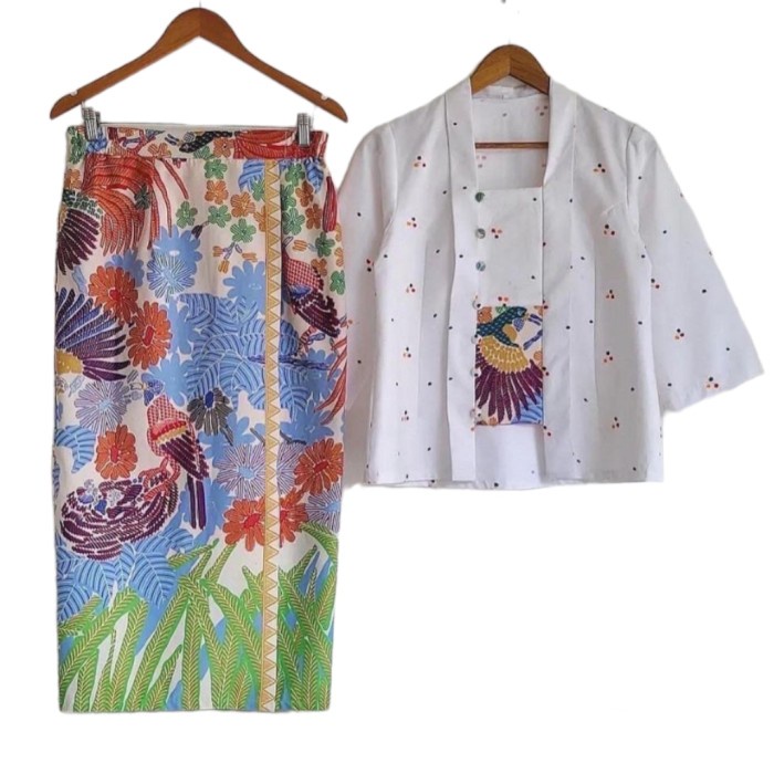 setelan batik rok setelan blus&rok/ setelah wanita/ Jumrum