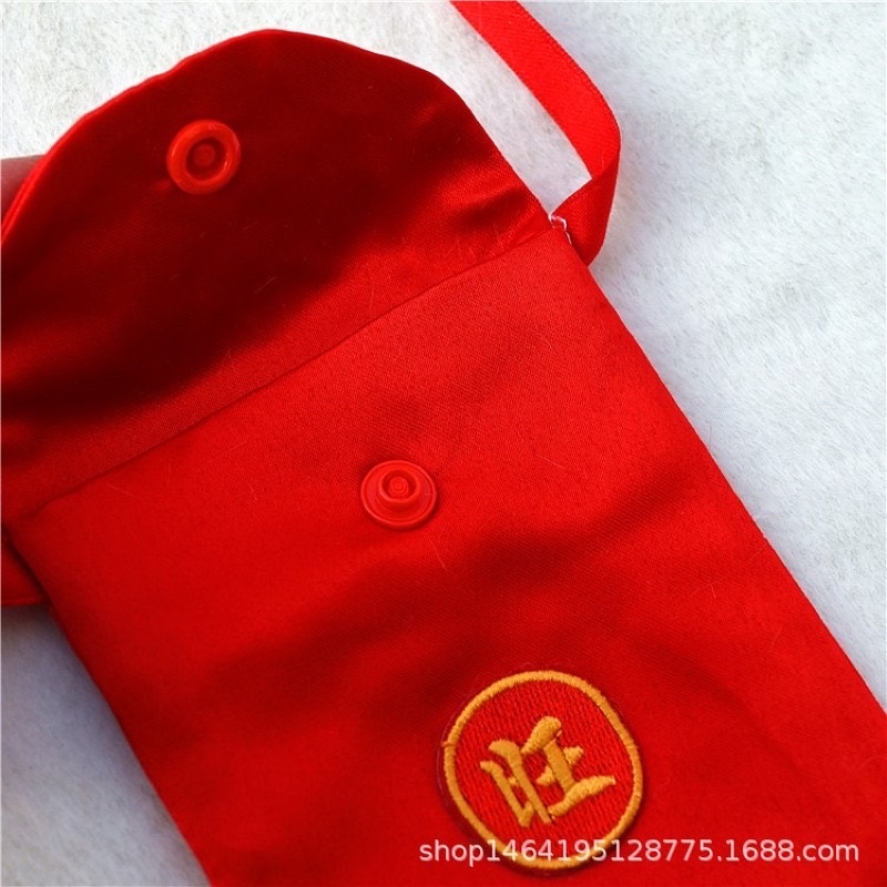 Xin nian kuai le ang pao bag