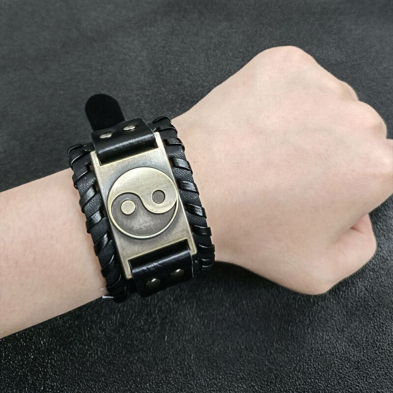 [Z H Jewelry] Viking Fashion Pria Yin Yang Bagua Kulit Anyaman Gelang Stainless Steel/Aksesoris Perhiasan Pesta 18.5CM~21.5CM