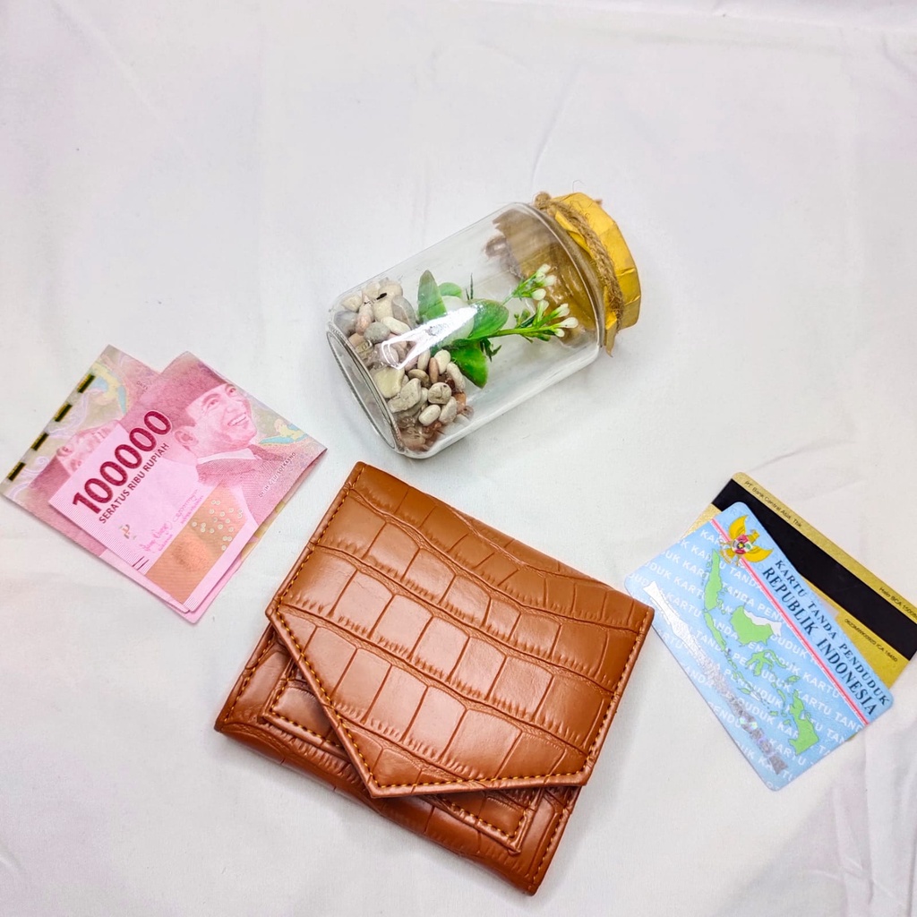 Dompet lipat wanita QYARA - Dompet wanita murah - Dompet wanita terbaru