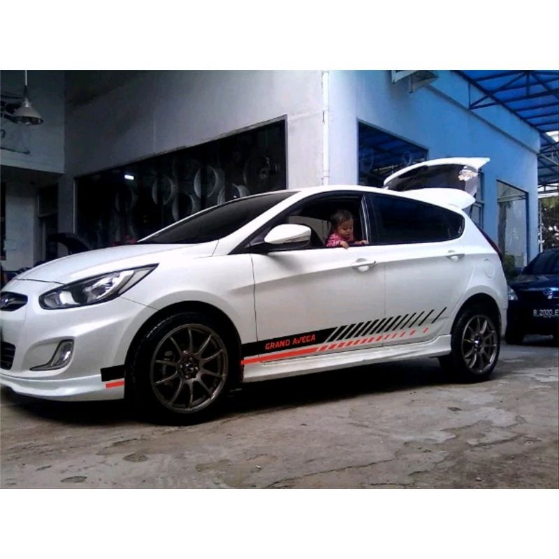 0309 sticker cutting list bawah pintu mobil HONDA BRIO JAZZ AYLA YARIS TERBARU