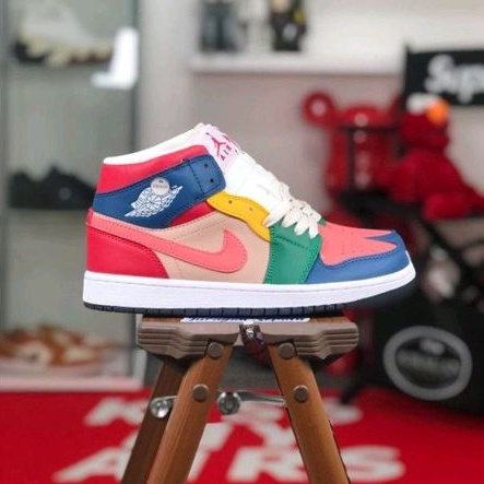 Nike Air Jordan 1 Mid SE &quot;Multicolor 2022&quot;