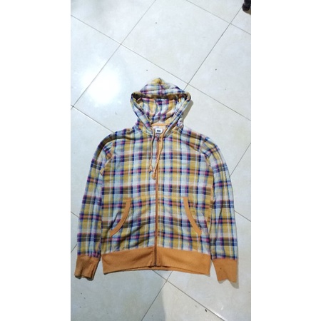zip hoodie uniqlo tartan