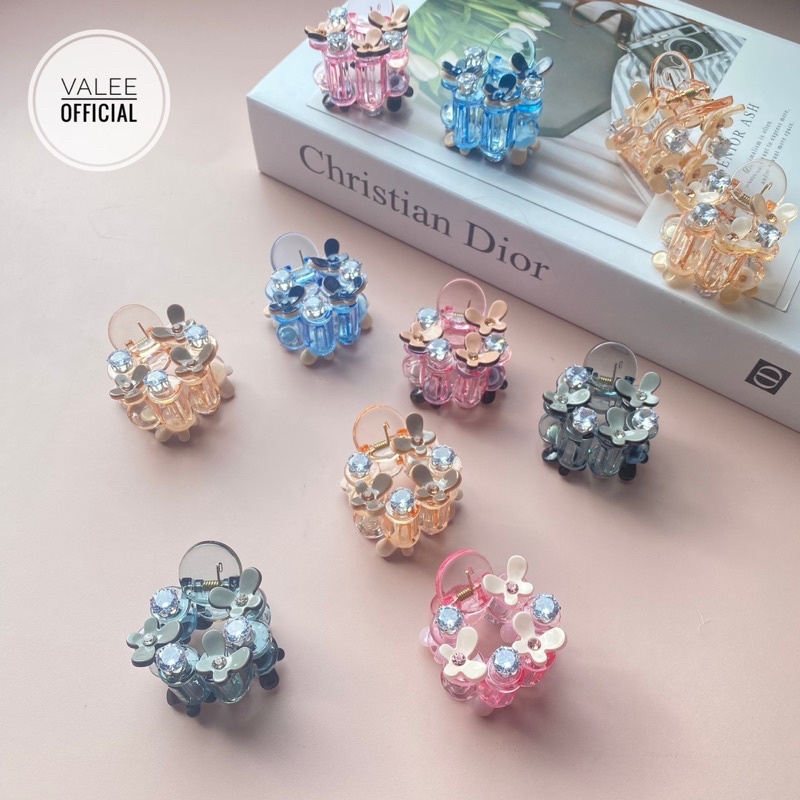 JEPIT HAIRCLIP CRYSTAL JEPITAN RAMBUT JEDAI AKRILIK MINI CRYSTAL KECIL KLIP PONI BULAT BUNDAR CAKAR KOREA AKESESORIS WANITA KOREAN WOMEN HAIR BANGS FRINGE CLIPS MINI SMALL SIZE CLAW ACCESSORIES CLUTCHER CLIP CRYSTAL STONE CIRCLE ROUND