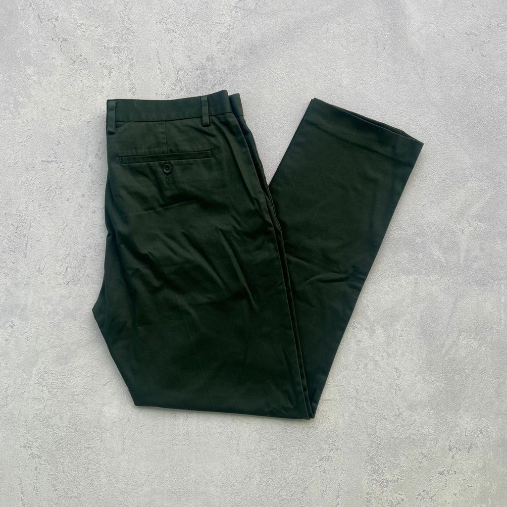 Chino pants Giordano Hijau botol