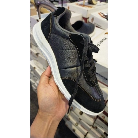 sneakers Leather hush puppies