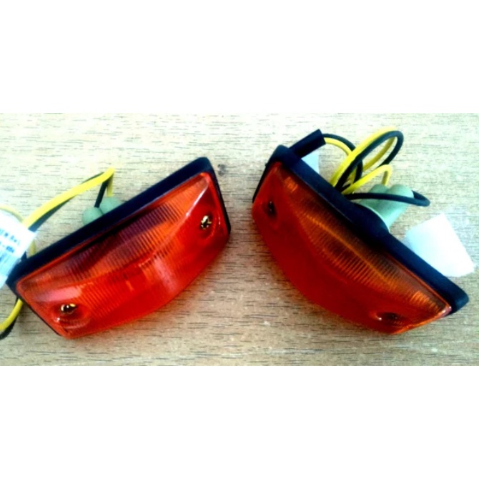 Lampu Sen Fender starlet Kotak