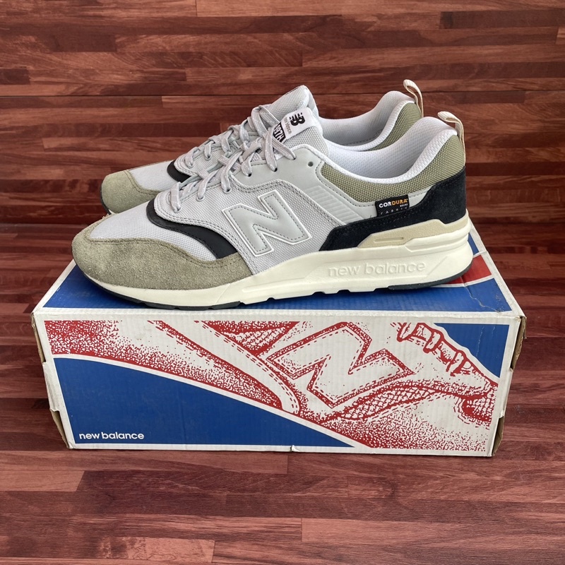 Sneakers NB Classic CM997HWH CORDURA Silver Olive Black