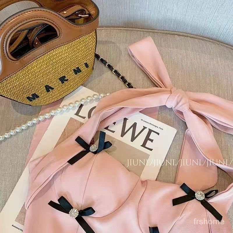 Busur manis pedas menggantung leher pendek atasan pendek wanita senior rasa Prancis 2022 pakaian dal