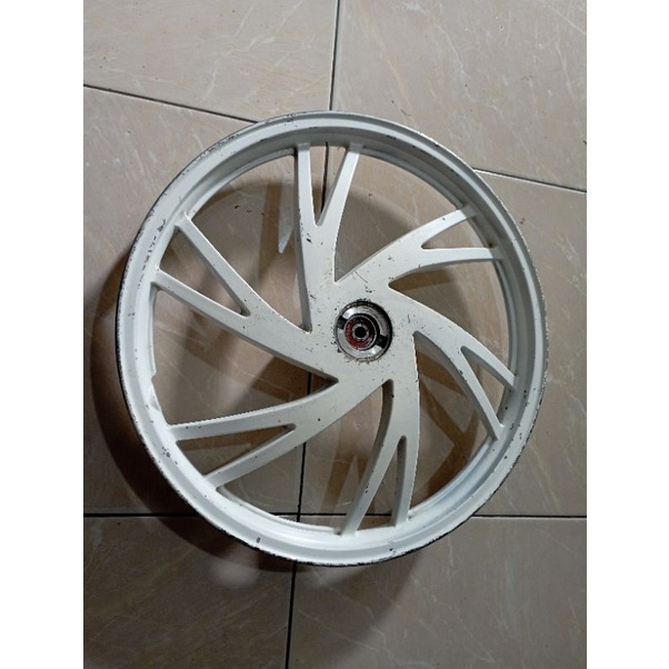 VELG RACING DEPAN SUJUKI SKYWAVE ORIGINAL 16 140