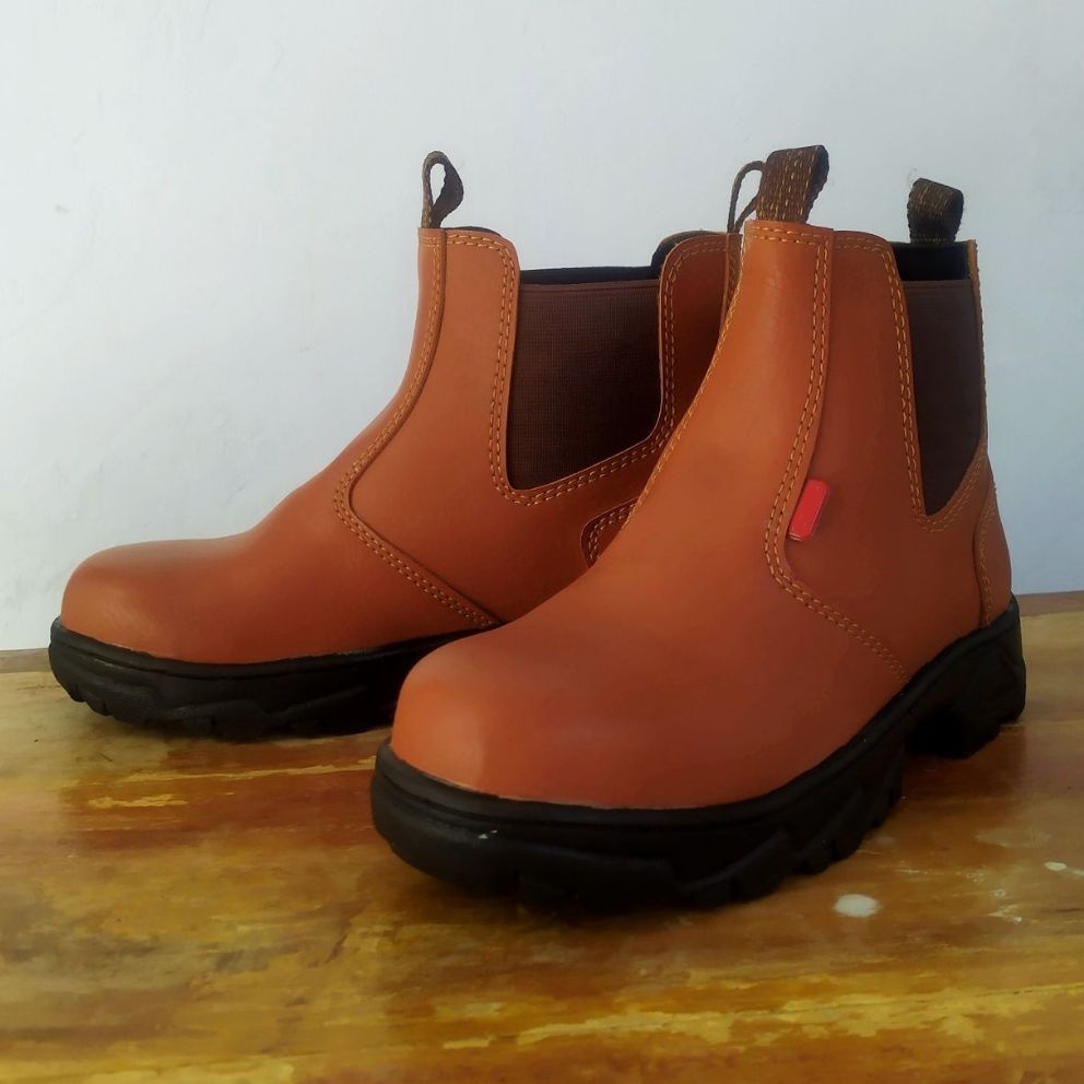 Sepatu Safety Proyek Pabrik PHL Ujung Besi Elastis Slip On Berkualitas