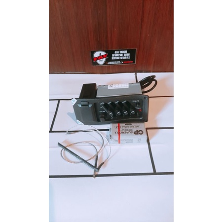 Preamp/Equaliser gitar akustik