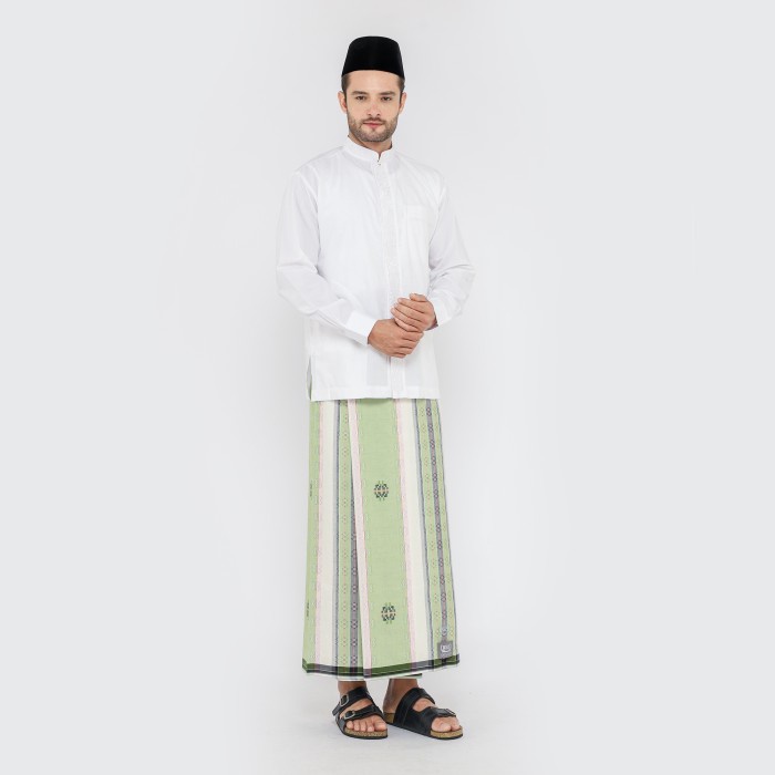 Sarung BHS Excellent Silver Motif SGA Hijau Putih