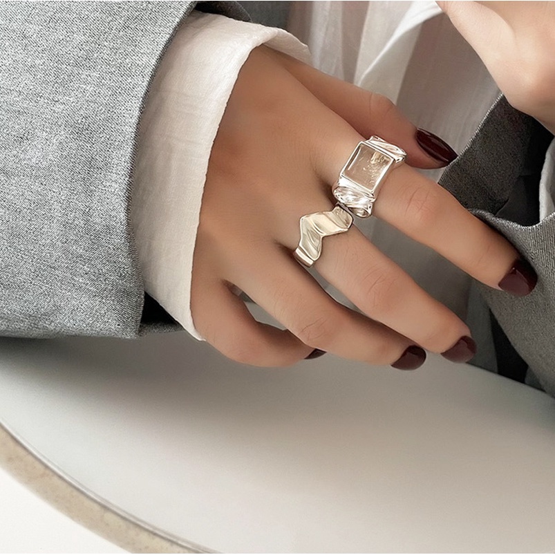 Cincin Pesta Retro Elegan Dapat Disesuaikan Terbuka Wanita Hadiah Yang Indah Halus Fashion Perhiasan Wanita Kepribadian Gelombang Batu Jari Cincin