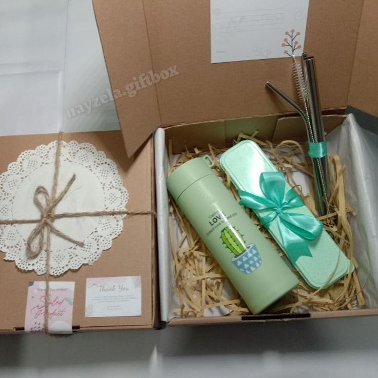 

Di⚡kon !! HAMPERS CEWEK ULANG TAHUN BOTOL GIFT BOX KADO ULANG TAHUN CEWEK MURAH HADIAH PERNIKAHAN WISUDA MURAH
