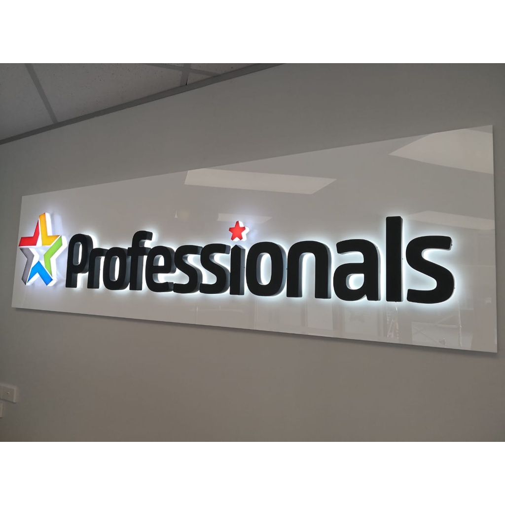 letter timbul akrilik