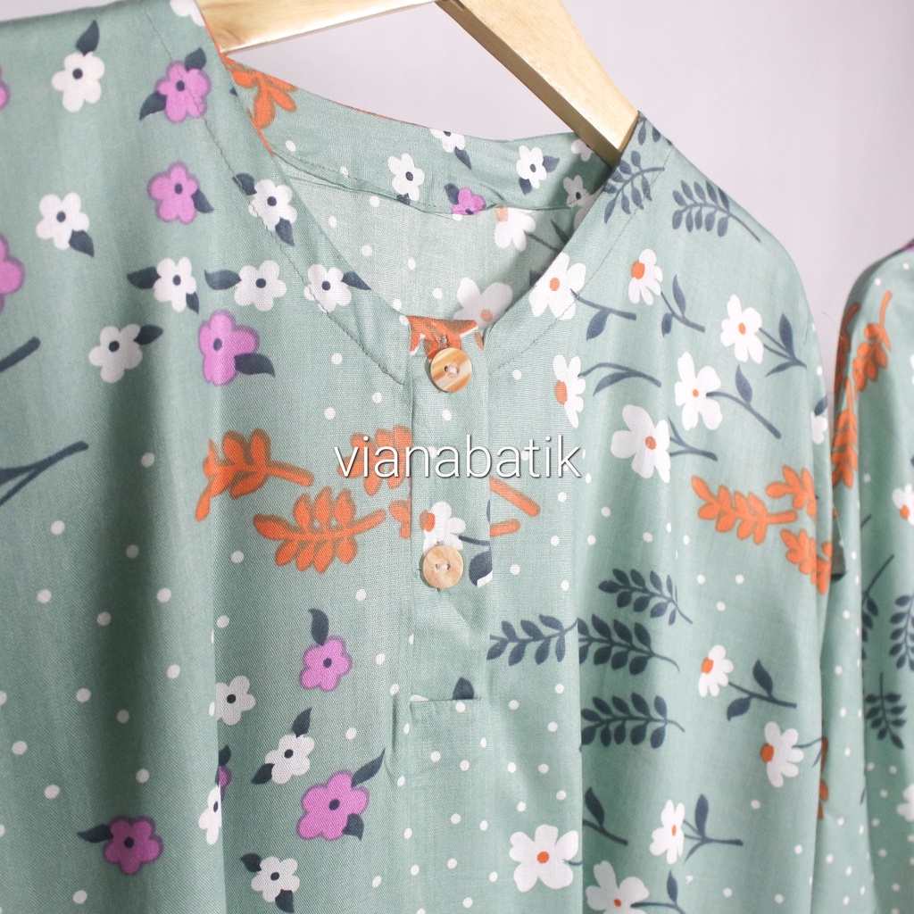 Setelan Baju Tidur Wanita Lengan Pendek Dewasa Piyama Kancing Celana Pendek Motif Bunga Bahan Rayon