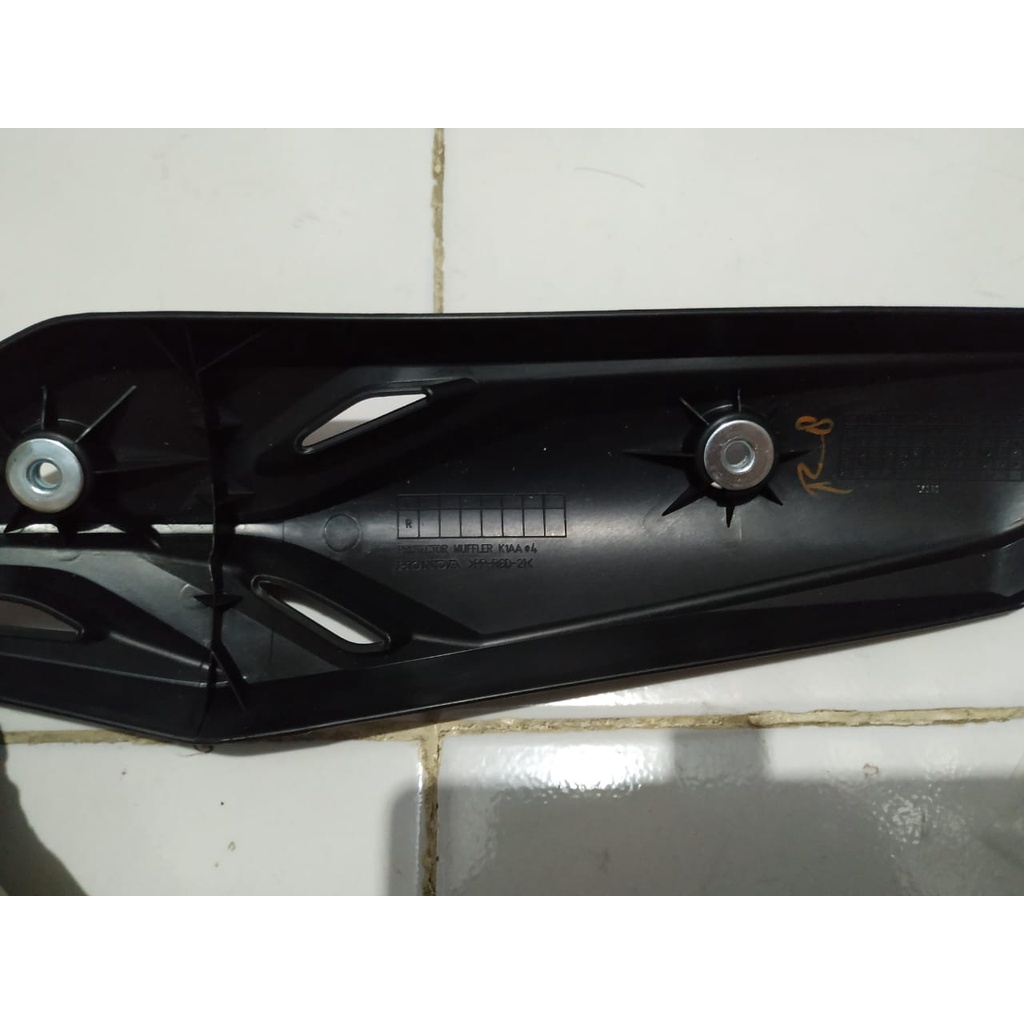 Protector Muffler (Cover Muffler) Original Honda All New Beat (K1AA)
