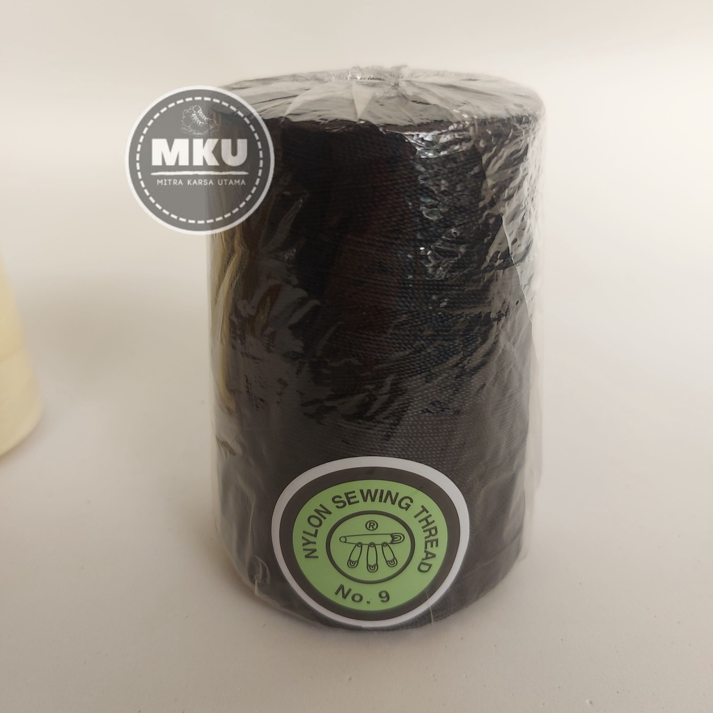 Benang Nylon No. 9 Cap Peniti