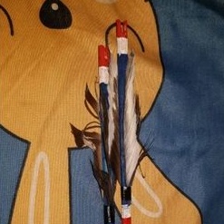 Arrow bambu murah vanes bulu ayam untuk panahan