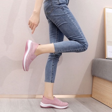 Wanita Sepatu Flat Shoes Wanita - Women Shoes Sepatu Nyaman Sol Lembut Wanita Bernapas Sepatu Kasual Paruh Baya Dan Lansia