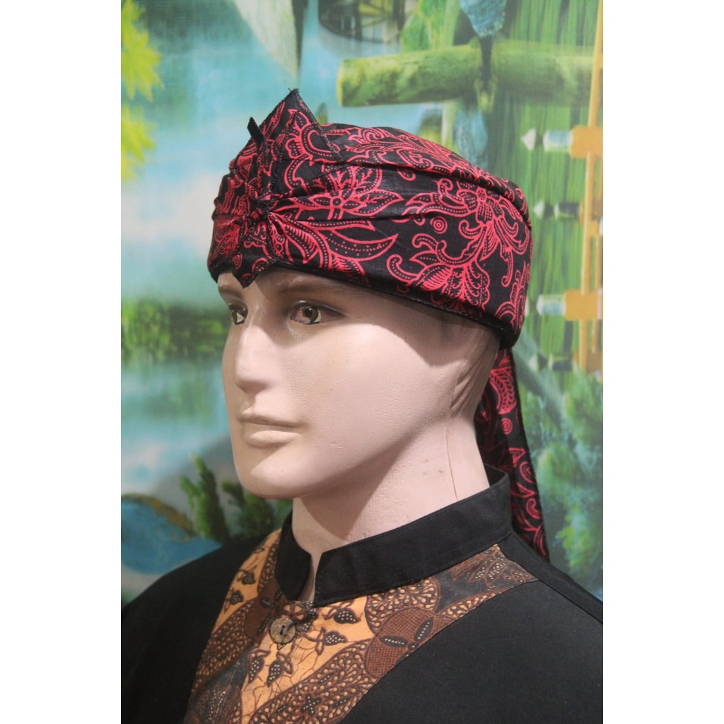 blangkon iket sunda jawa mahkuta wangsa totopong tradiSional sunda jawa dll model atas full tutup (CREAM)