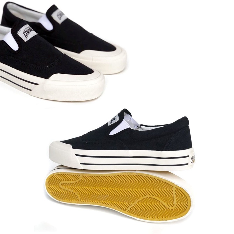 SEPATU CORVALUE FOOTWEAR - Sepatu Slip On Louisville Black white Gr2 htm