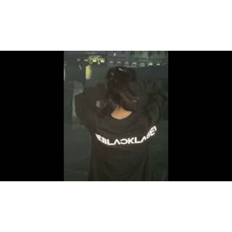 [PREMIUM] CREWNECK “THEBLACKLABEL” JISOO BLACKPINK