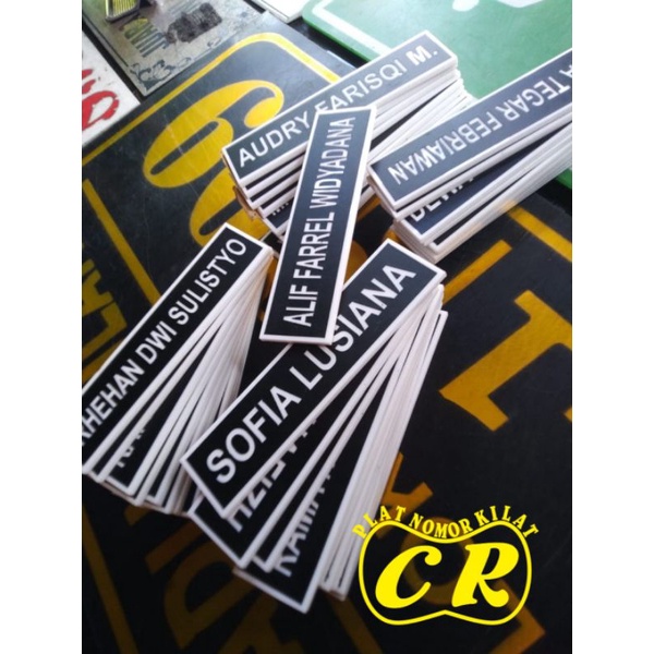 

name tag grosir / nama dada grosir / name tag cutting stiker anti luntur / kusam / kuat tahan lama