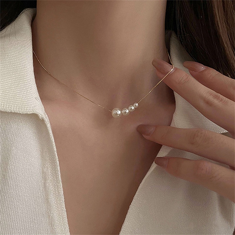 Fancyqube Fashion Baru Empat Mutiara Choker Kalung Gadis Musim Panas Mewah Baroque Mutiara Liontin Rantai Klavikula Untuk Wanita Perhiasan Hadiah