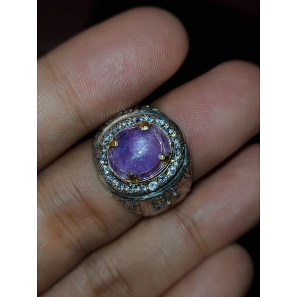Natural  purple Sapphire Star Srilanka Mirah kecubung