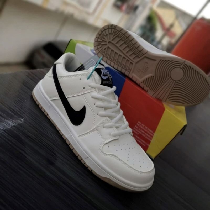 SB DUNK LOW PRO (39-44)