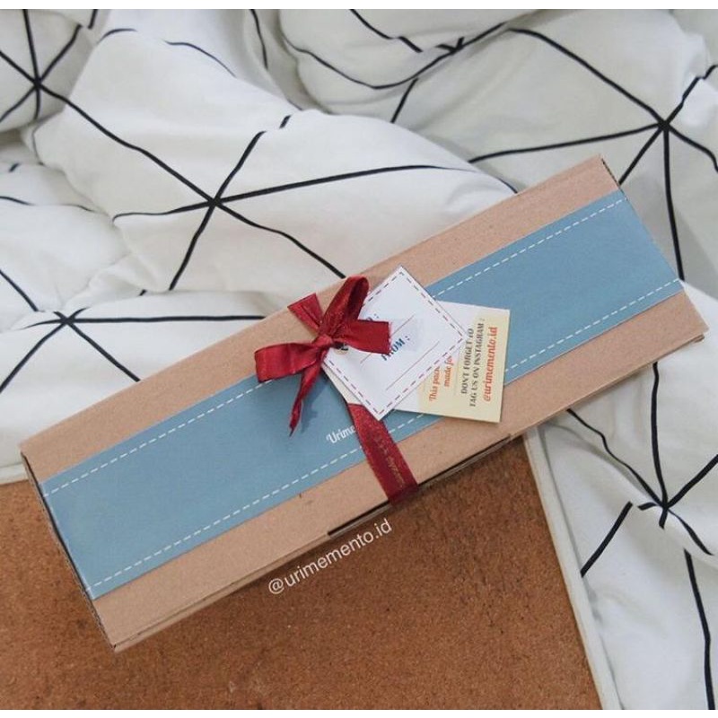 

Gift Wrap (extra packing untuk kado)