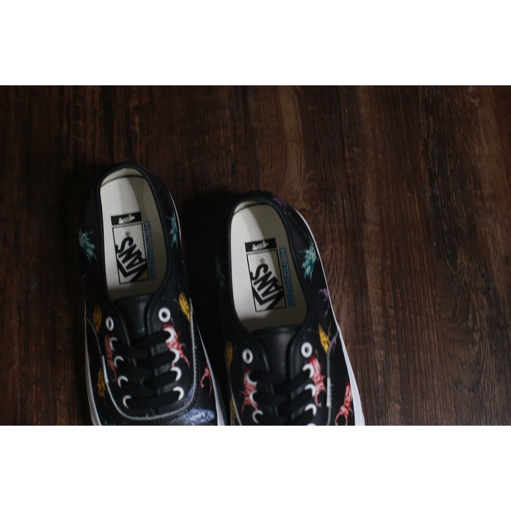 Vans Authentic Vault Beatle Print Black White Original