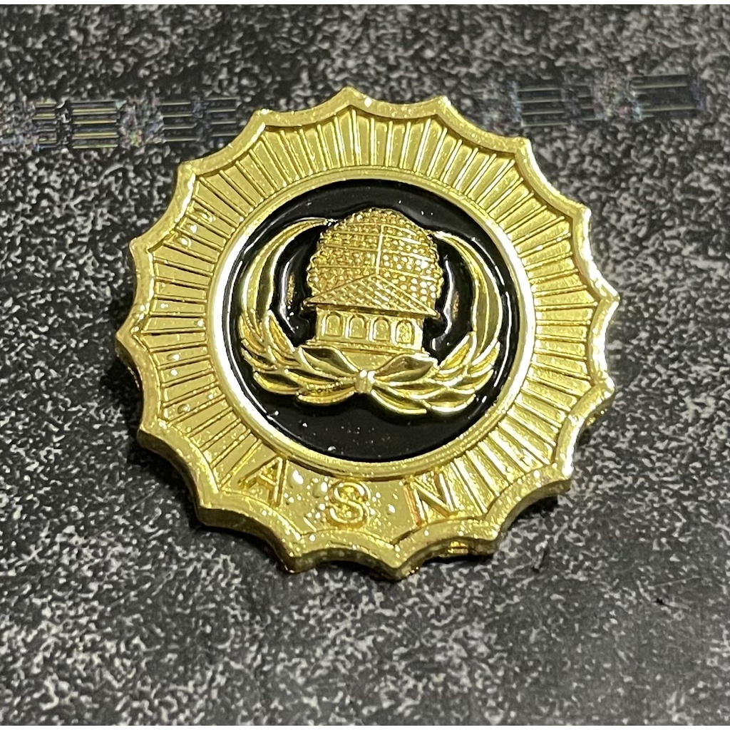 Pin Korpri PNS (Hitam) - Pin Korpri - Emblem Korpri ASN - Pin ASN