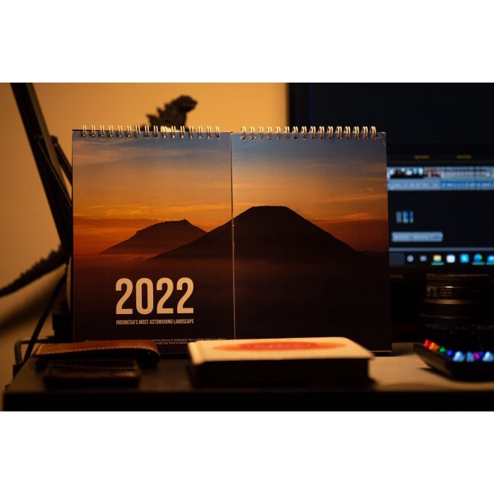 

CUCI GUDANG Kalender 2022 Landskap Indonesia Code 2844