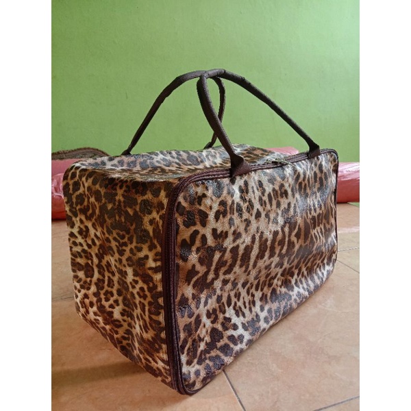 Tas Pergi Jumbo/Tas Pergi Besar