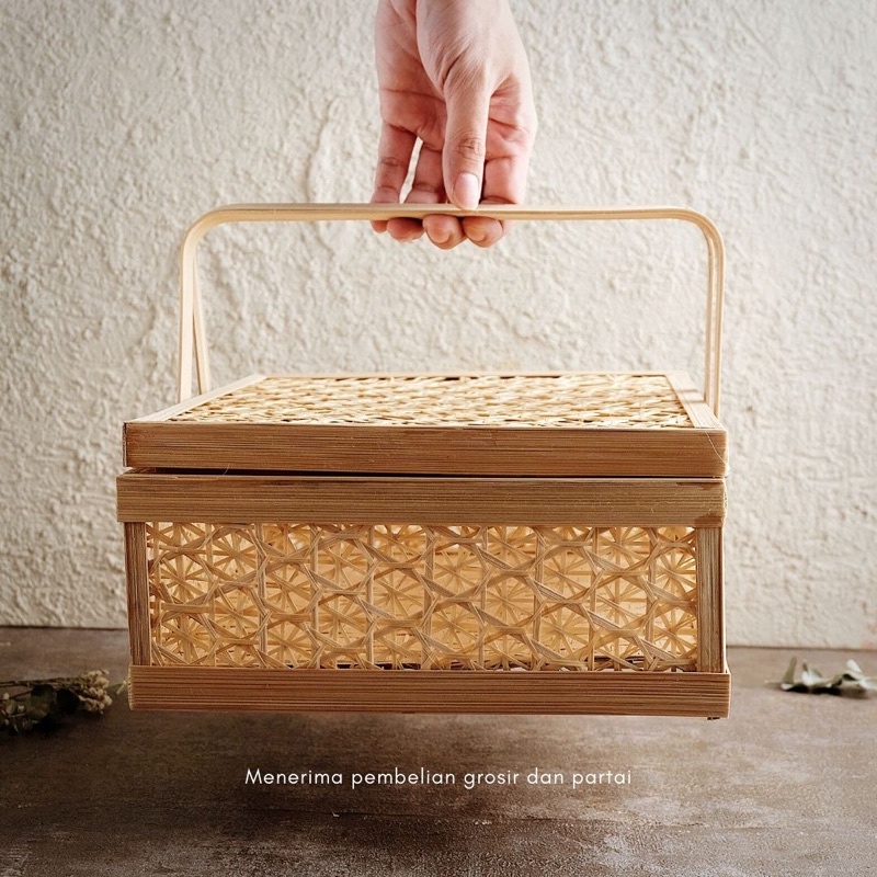 besek hampers / kotak hampers / bambu besek