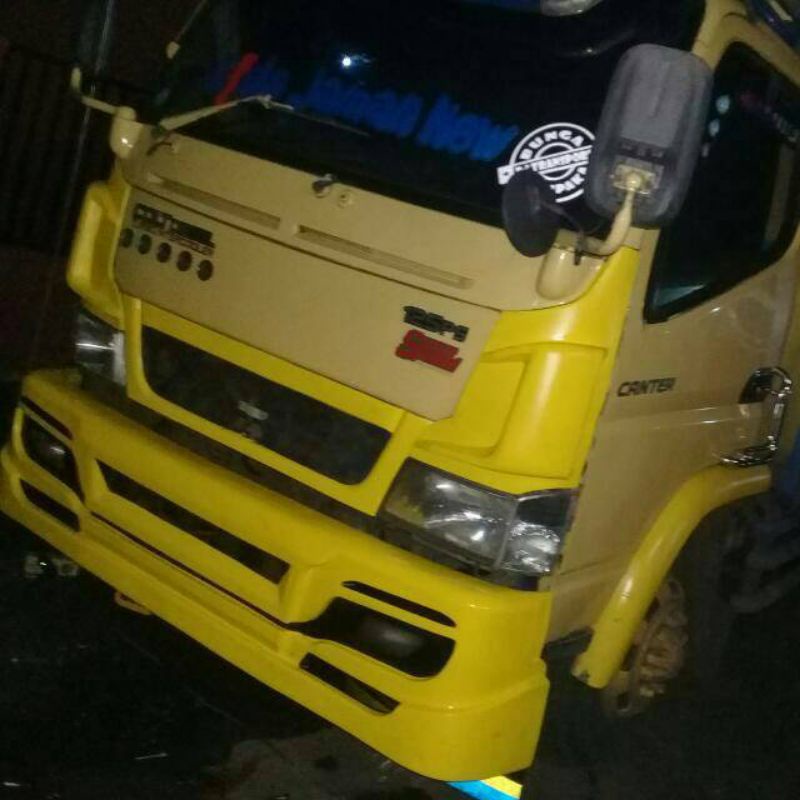 Pipi Truk Canter Lubang 1