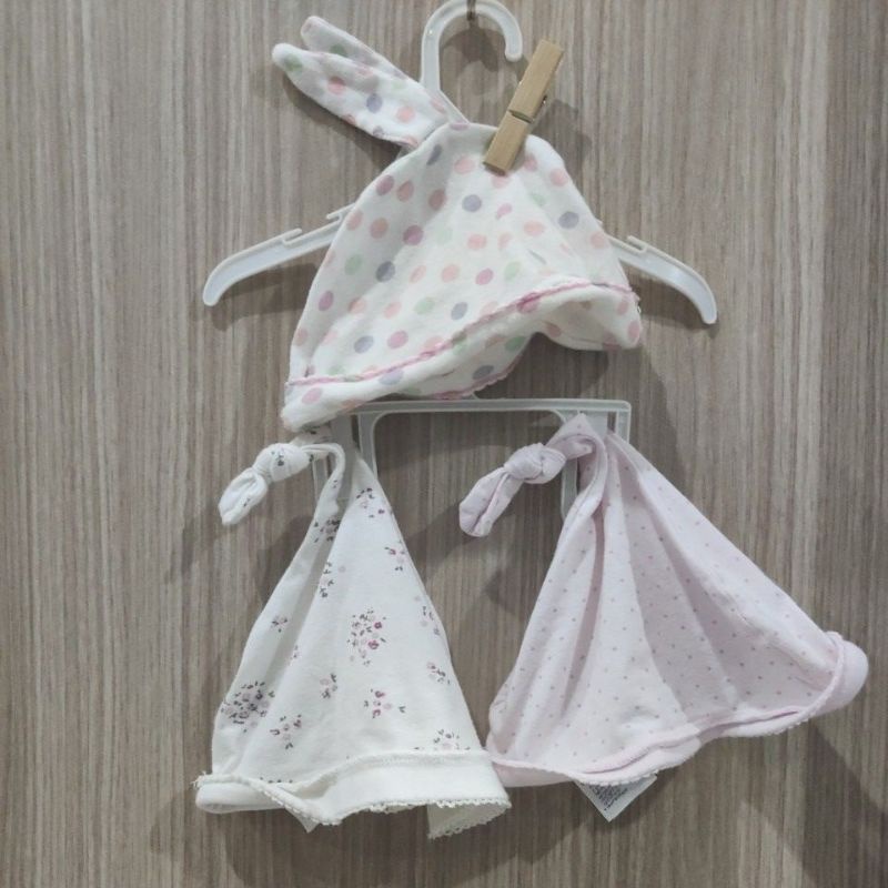 topi bayi perempuan mothercare bundle preloved isi 3pcs